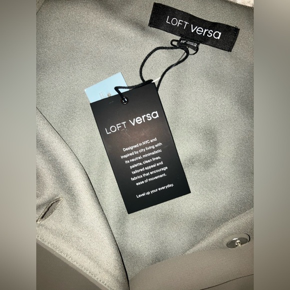 Button down Suit Vest - Picture 5 of 10